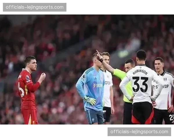 利物浦战术体系变革，罗伯逊离队标志边路打法调整